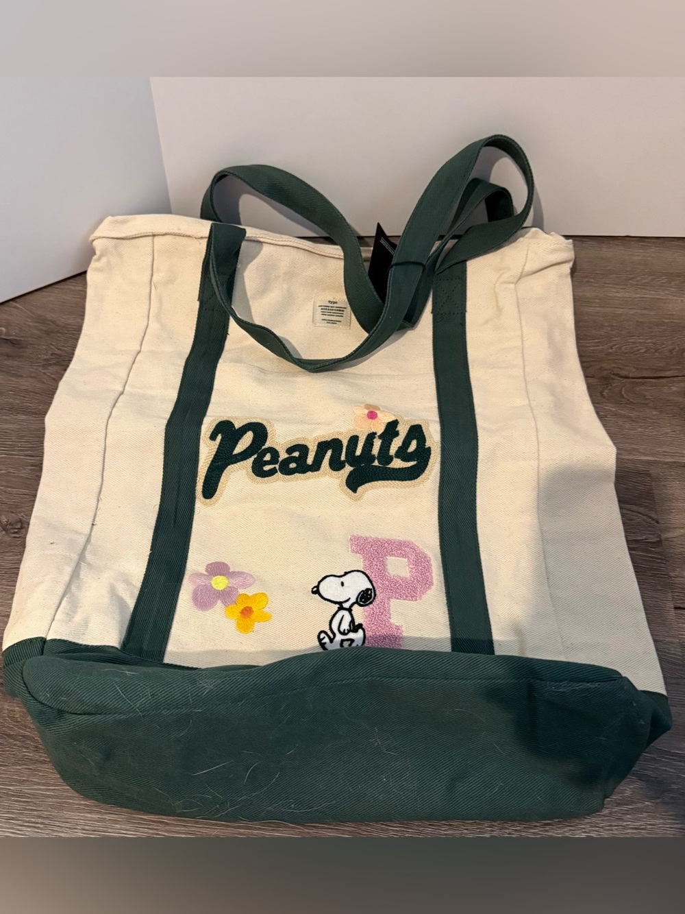 Super Cute Peanuts Embroidered Canvas Tote with Snoopy & Flowers- NWT